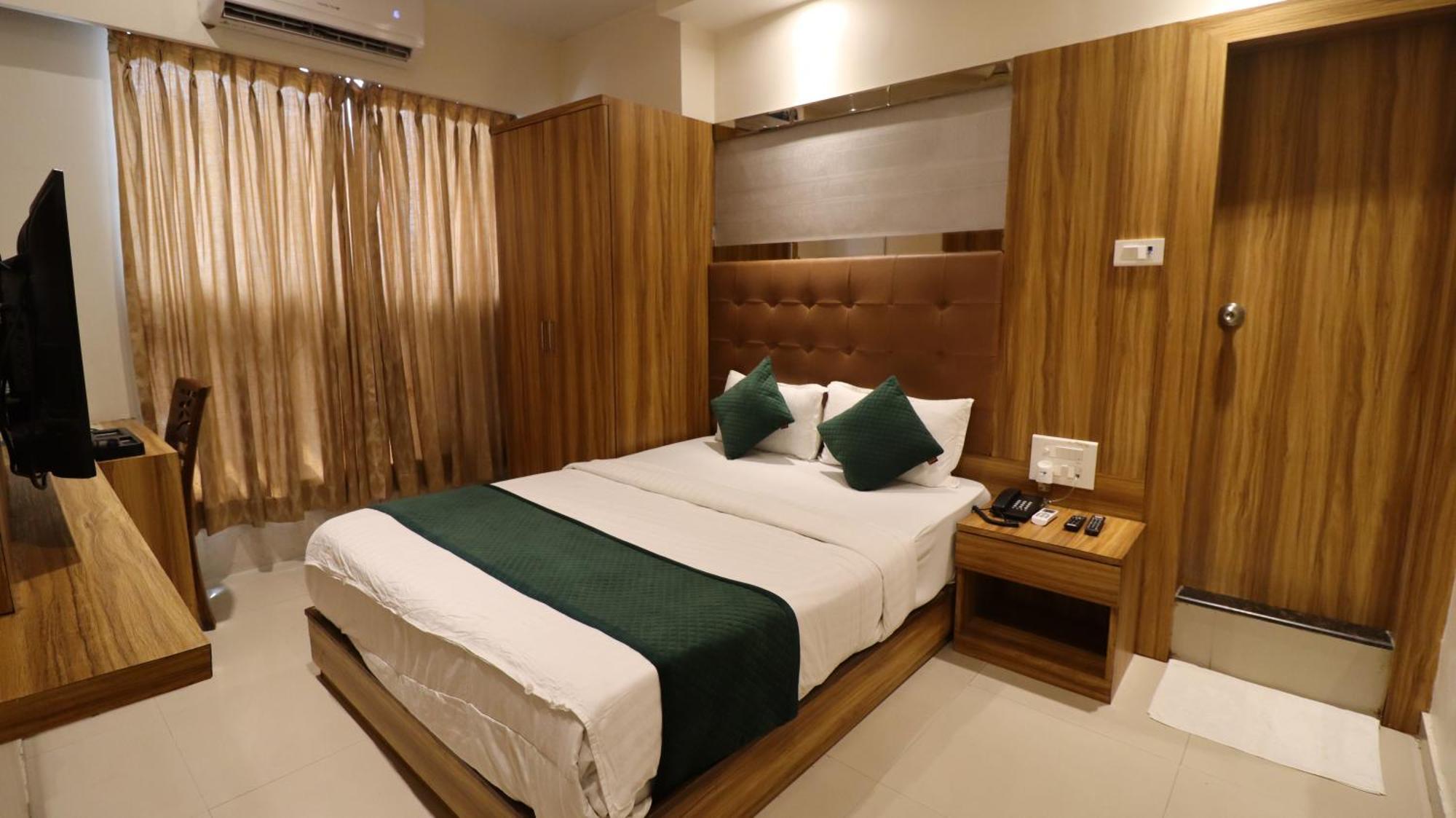 Hotel Bkc Garden - Near Us Embassy Bkc Bombay Extérieur photo