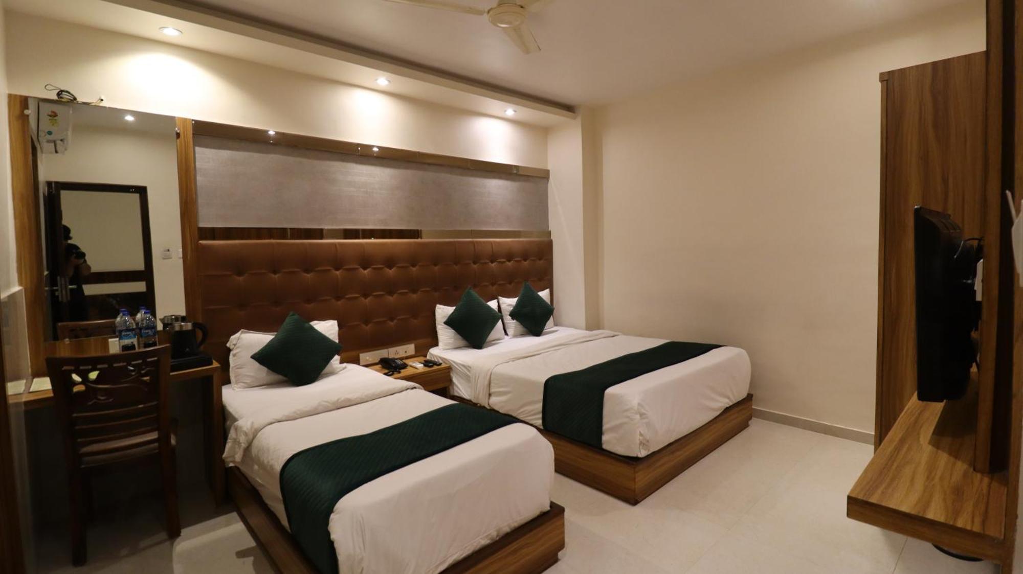 Hotel Bkc Garden - Near Us Embassy Bkc Bombay Extérieur photo