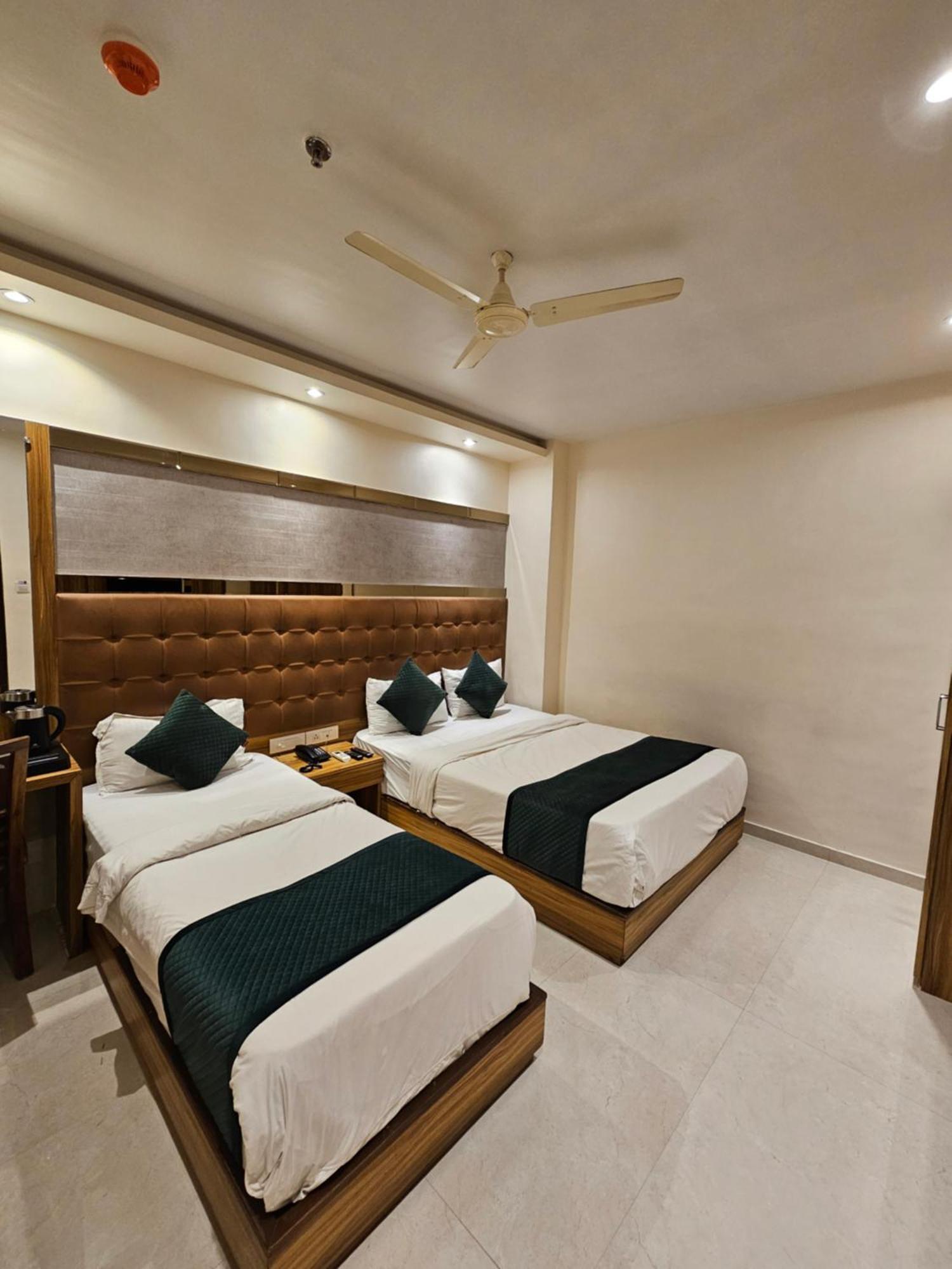 Hotel Bkc Garden - Near Us Embassy Bkc Bombay Extérieur photo