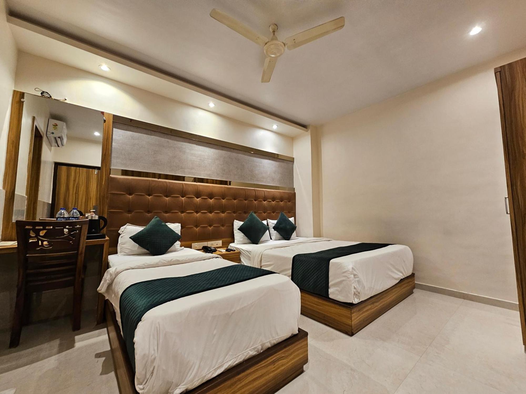 Hotel Bkc Garden - Near Us Embassy Bkc Bombay Extérieur photo